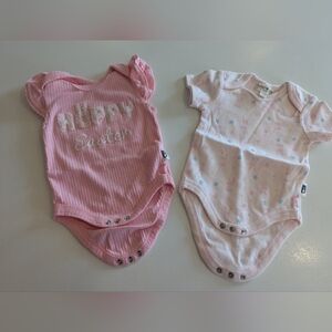 Hoppy Easter Pink and White Baby Onesies Set Spring 0-3 Months